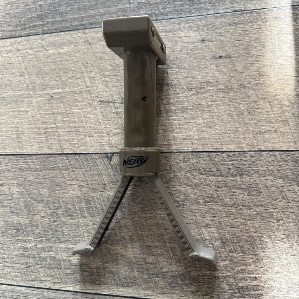 Nerf N-Strike Tactical Bipod Foregrip Tan Hasbro 2009 Blaster Rail Accessory Toy